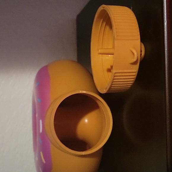 Universal Studios The Simpsons Doughnut Cup Bottle - Picture 6 of 16